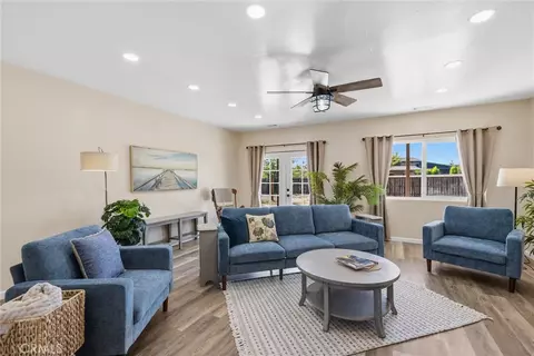 Living - 13899 Garner Ln, Chico, CA 95973 photo 2 of 3