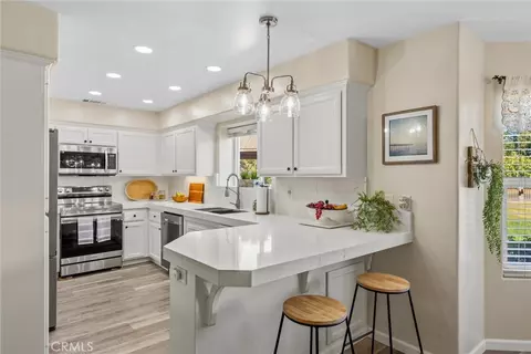 Kitchen - 13899 Garner Ln, Chico, CA 95973 photo 2 of 5