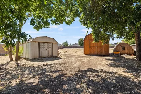 Exterior - 13899 Garner Ln, Chico, CA 95973 photo 11 of 15