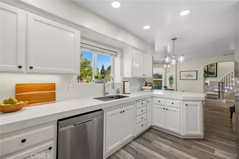 Kitchen - 13899 Garner Ln, Chico, CA 95973 photo 5 of 5