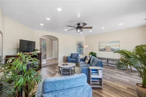 Living - 13899 Garner Ln, Chico, CA 95973 photo 1 of 3