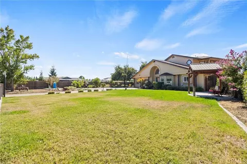 Exterior - 13899 Garner Ln, Chico, CA 95973 photo 4 of 15