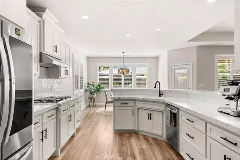 Kitchen - 1971 Potter, Chico, CA 95928 photo 4 of 5