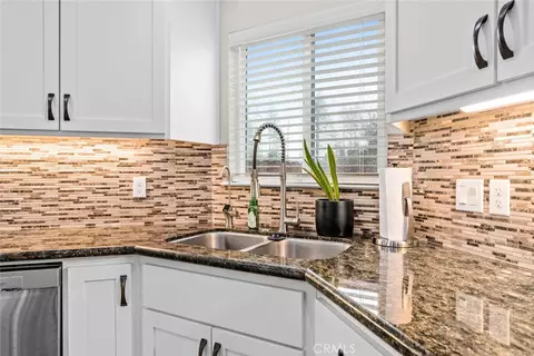 Kitchen - 474 Castle, Paradise, CA 95969 photo 4 of 8