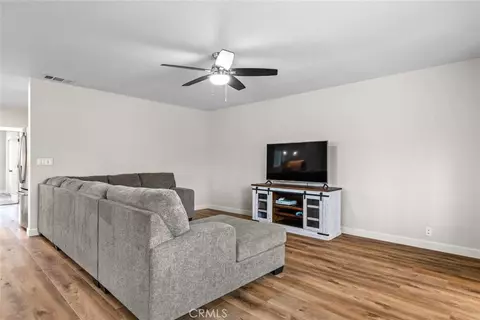 Living - 474 Castle, Paradise, CA 95969 photo 2 of 3