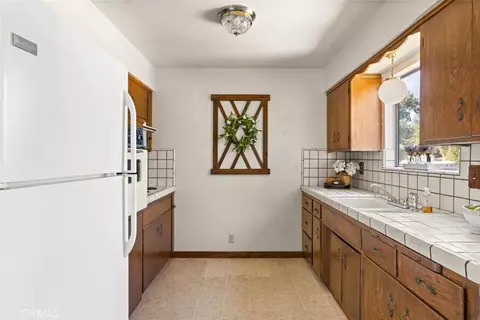 Kitchen - 2431 Mariposa, Chico, CA 95926 photo 2 of 3