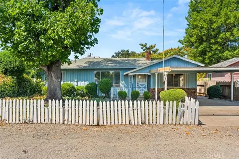 Exterior - 2431 Mariposa, Chico, CA 95926 photo 2 of 8