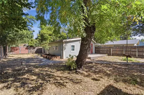 Exterior - 482 E 5th Ave, Chico, CA 95926 photo 5 of 7