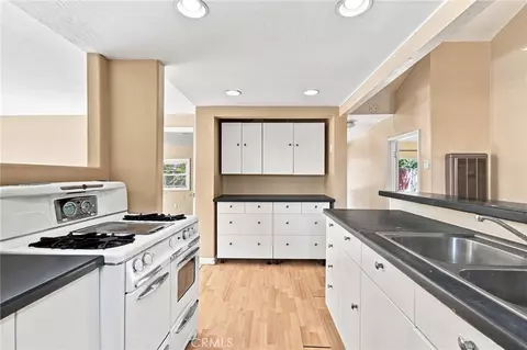 Kitchen - 482 E 5th Ave, Chico, CA 95926 photo 3 of 3