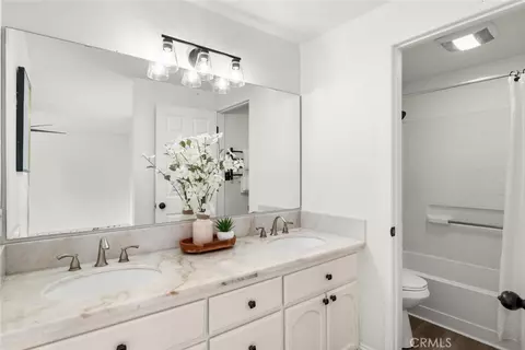 Bath - 2897 Cussick Ave, Chico, CA 95973 photo 1 of 2