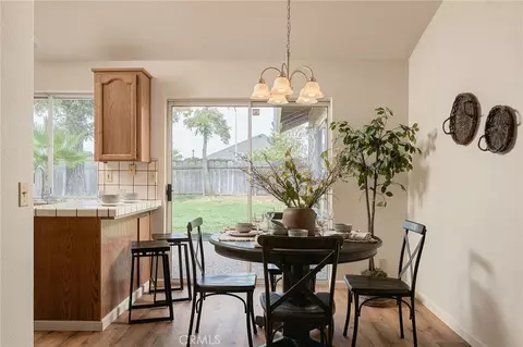 Dining - 3 Delaware Dr, Chico, CA 95973 photo 2 of 3