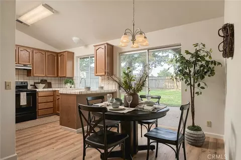 Dining - 3 Delaware Dr, Chico, CA 95973 photo 1 of 3