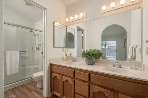 Bath - 3 Delaware Dr, Chico, CA 95973 photo 1 of 3