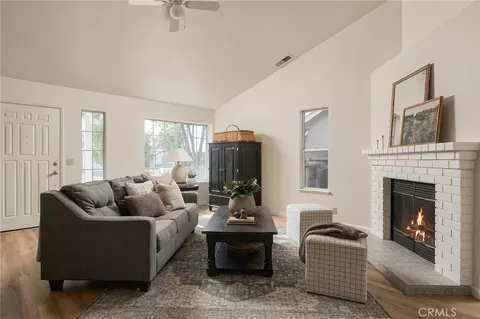 Living - 3 Delaware Dr, Chico, CA 95973 photo 1 of 4