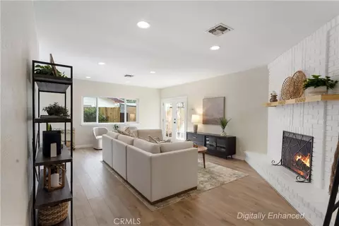 Living - 2636 Avola, Redding, CA 96002 photo 3 of 5