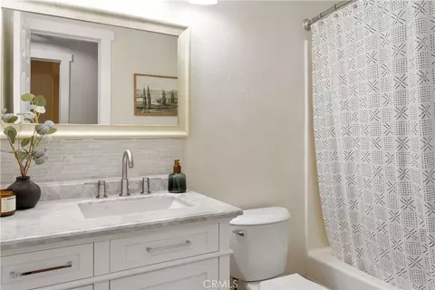 Bath - 2636 Avola, Redding, CA 96002 photo 1 of 3