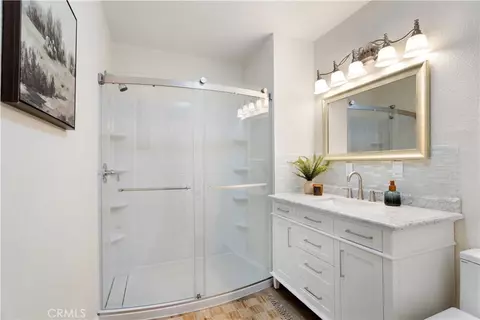 Bath - 2636 Avola, Redding, CA 96002 photo 2 of 3
