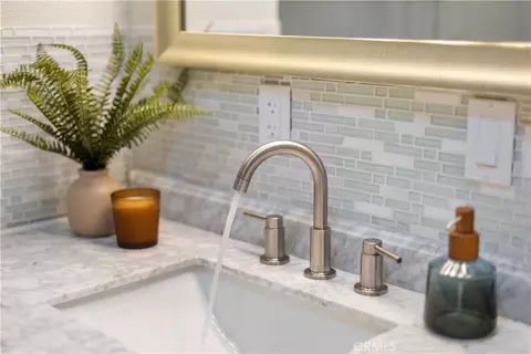 Bath - 2636 Avola, Redding, CA 96002 photo 3 of 3