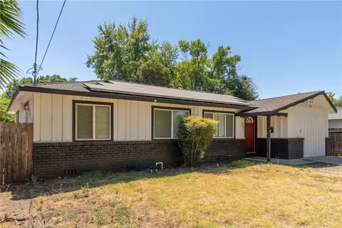 Exterior - 827 W 2nd Ave, Chico, CA 95926 photo 1 of 9