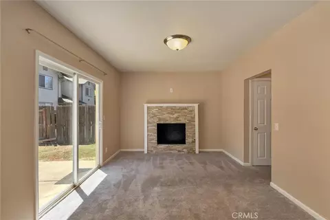 Living - 827 W 2nd Ave, Chico, CA 95926 photo 5 of 7