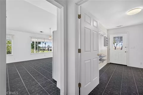 Entry Way - 2905 Harden Ave, Corning, CA 96021 photo 4 of 6