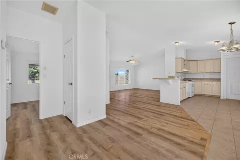 Entry Way - 2905 Harden Ave, Corning, CA 96021 photo 5 of 6