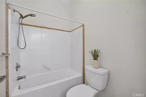 Bath - 2905 Harden Ave, Corning, CA 96021 photo 8 of 8