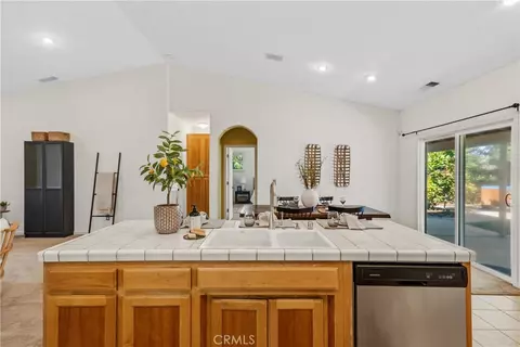 Kitchen - 159 Mandalay Ct, Chico, CA 95973 photo 7 of 7