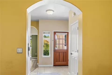 Entry Way - 159 Mandalay Ct, Chico, CA 95973 photo 1 of 2