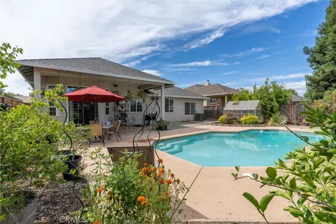 Exterior - 1464 Lucy, Chico, CA 95973 photo 11 of 17