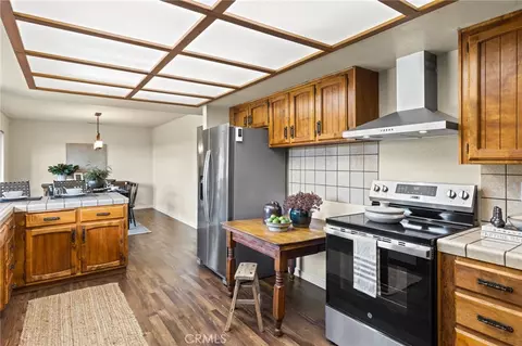 Kitchen - 9632 Mcanarlin, Durham, CA 95938 photo 3 of 4