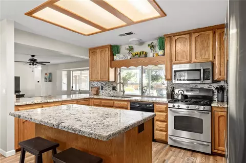 Kitchen - 13372 Oak Ranch Ln, Chico, CA 95973 photo 3 of 5