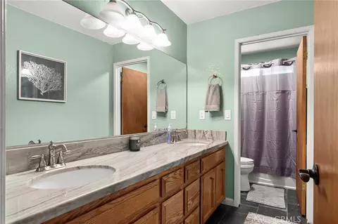 Bath - 13372 Oak Ranch Ln, Chico, CA 95973 photo 1 of 4