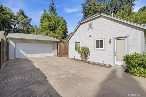 Exterior - 30 Burkeshire Ct, Chico, CA 95926 photo 4 of 10