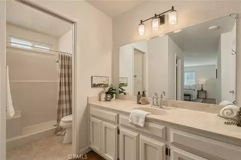 Bath - 30 Burkeshire Ct, Chico, CA 95926 photo 2 of 2
