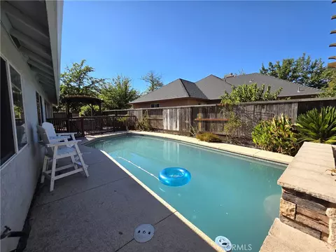 Exterior - 2368 Sausalito St, Chico, CA 95928 photo 6 of 9