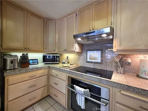 Kitchen - 2368 Sausalito St, Chico, CA 95928 photo 3 of 4