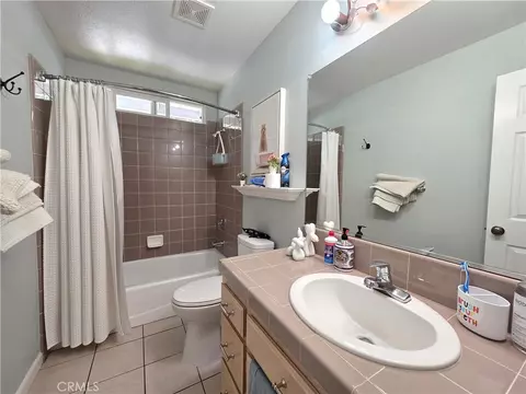Bath - 2368 Sausalito St, Chico, CA 95928 photo 1 of 6