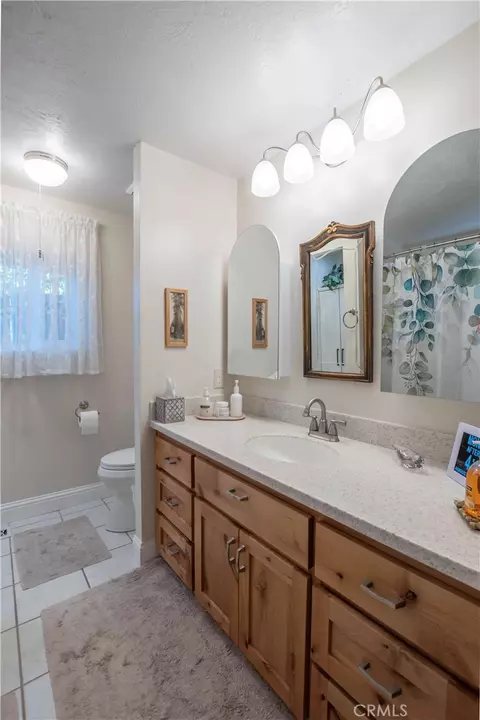 2050 Springfield, Chico, CA 95928 photo 14