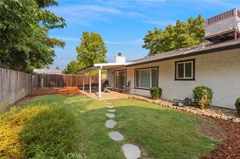 Exterior - 10 Brittany Ln, Chico, CA 95926 photo 7 of 8