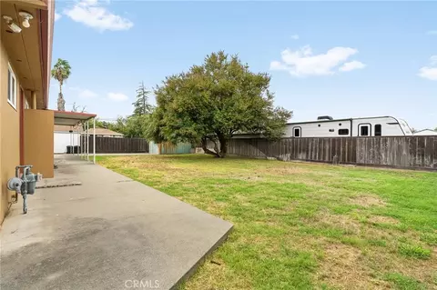Exterior - 219 Vine St, Willows, CA 95988 photo 5 of 10
