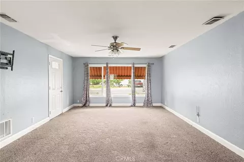 Living - 219 Vine St, Willows, CA 95988 photo 3 of 4