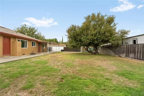Exterior - 219 Vine St, Willows, CA 95988 photo 6 of 10
