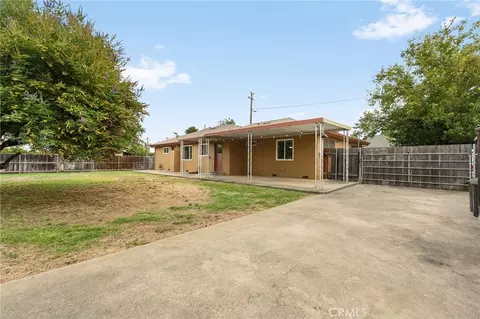 Exterior - 219 Vine St, Willows, CA 95988 photo 4 of 10