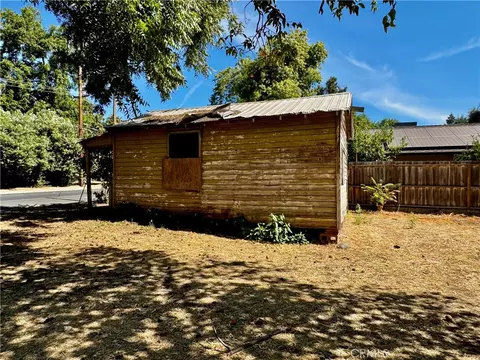 1259 9th E, Chico, CA 95928 photo 4