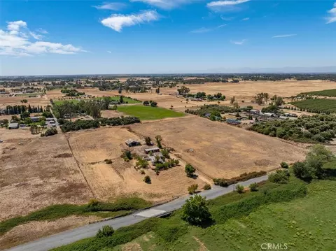 24611 Pedan Ave, Corning, CA 96021 photo 2