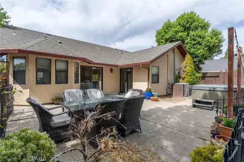 Exterior - 91 Elderberry Ct, Chico, CA 95928 photo 6 of 9