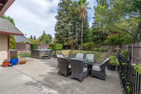 Exterior - 91 Elderberry Ct, Chico, CA 95928 photo 4 of 9