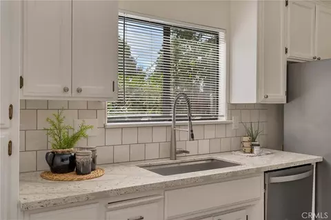 Kitchen - 91 Elderberry Ct, Chico, CA 95928 photo 3 of 5
