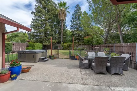 Exterior - 91 Elderberry Ct, Chico, CA 95928 photo 5 of 9